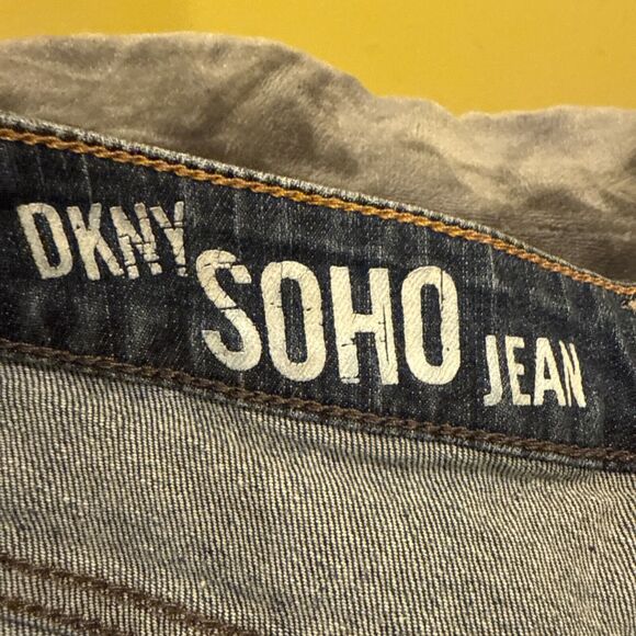 DKNY Soho Jean Womens Mid Rise Bootcut Stretch Blue Jeans Size 14 - Picture 7 of 14